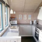 Whirlpool Comfortable بيت للعطل